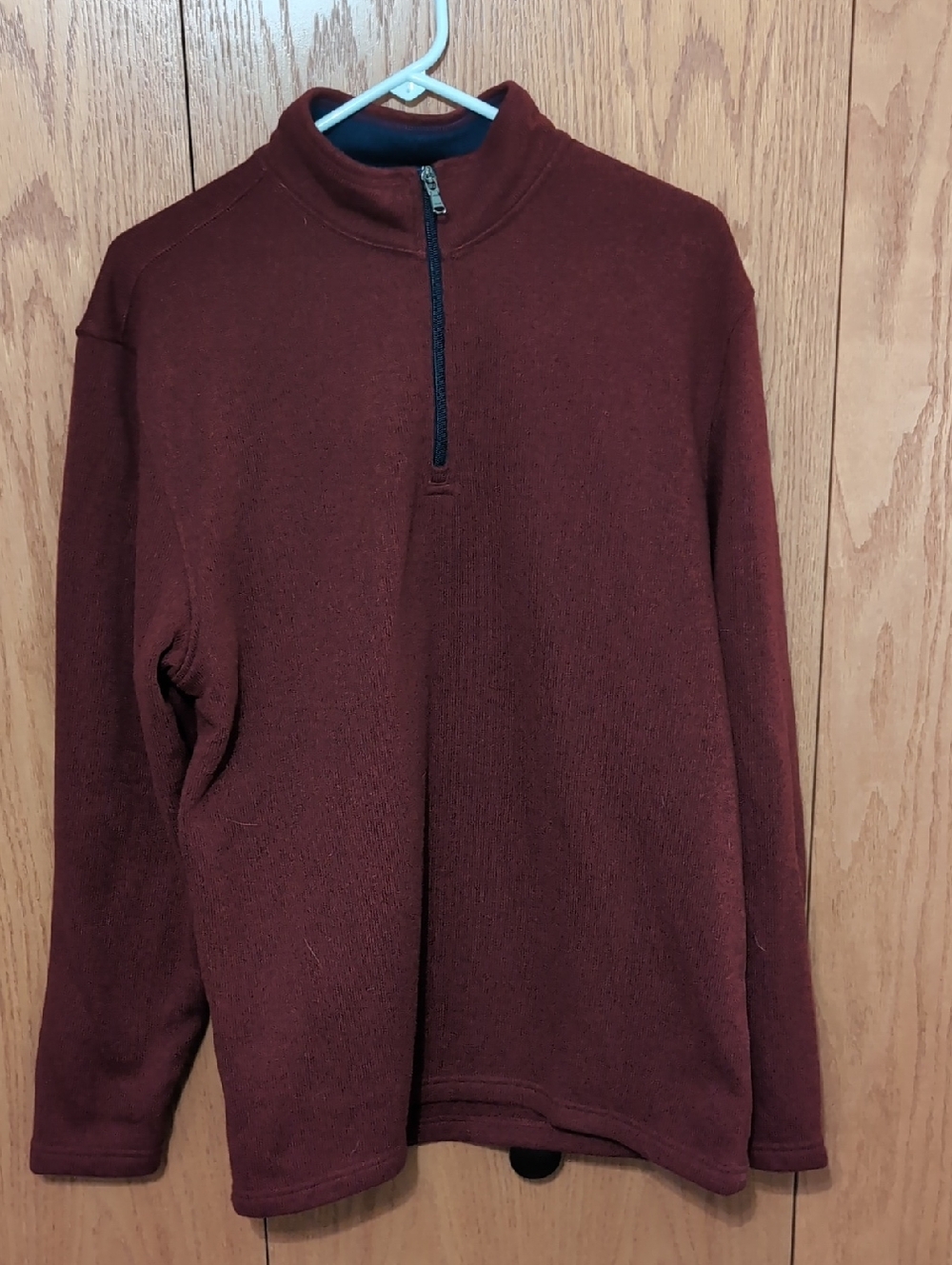 Izod Men's Quarter-Zip Sweater in Wine